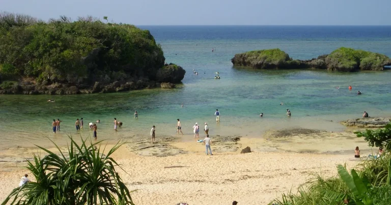 Jukdo Beach vs. Surfyy Beach: Your Definitive Guide to a Beginner’s Yangyang Surf Trip