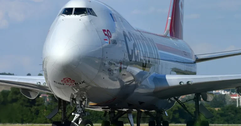 3 Essential Ways to Navigate CDG airport to Paris